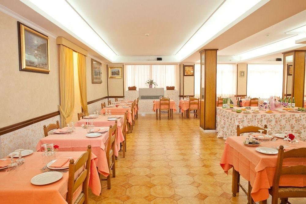 Hotel Ludovici Fiuggi Dış mekan fotoğraf